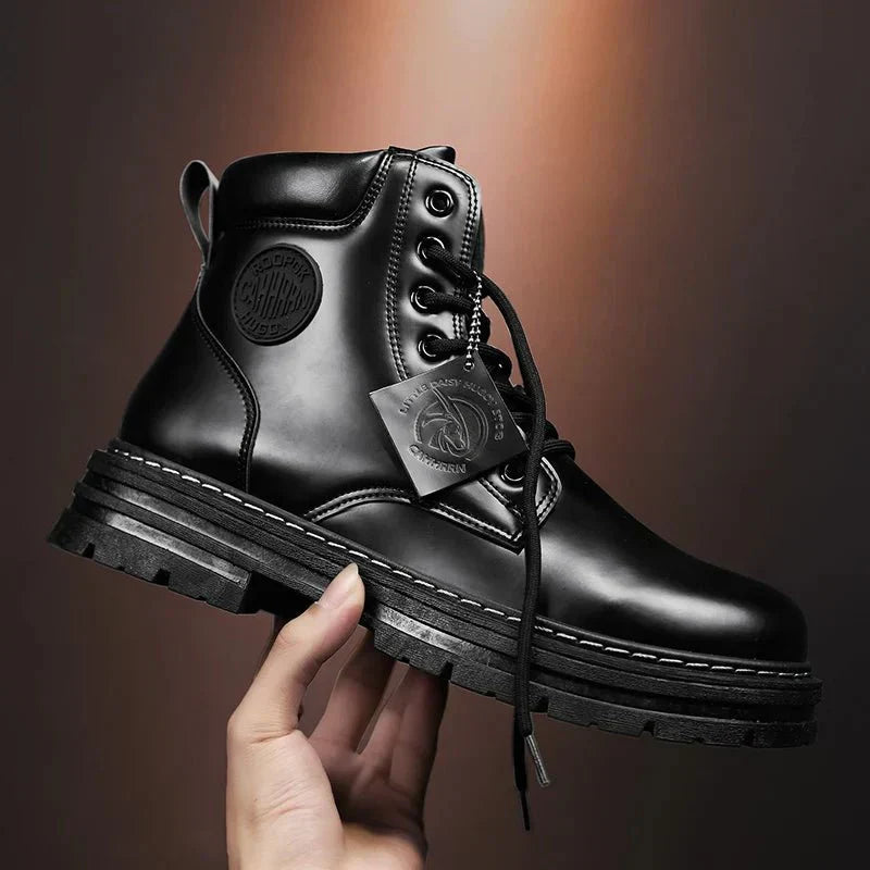 Bota Coturno Masculina - Durabilidade e Estilo